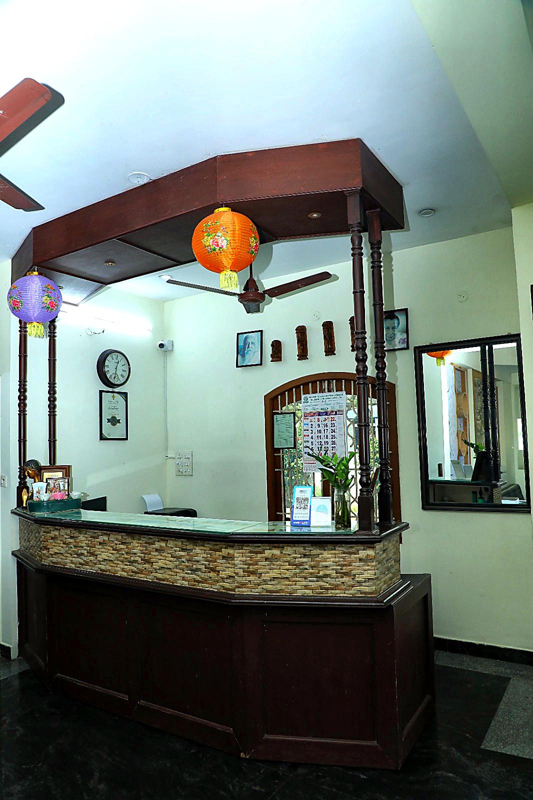 Front Desk Reception & Concierge - Hotel Priso Puducherry