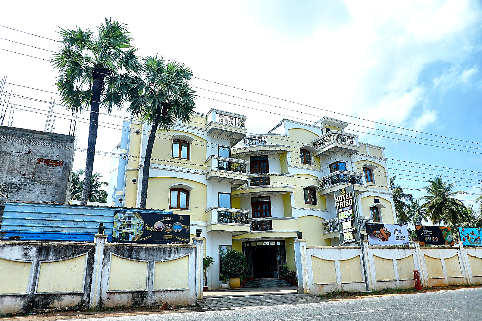 Low-Angle Architectural Elevation - Hotel Priso Puducherry