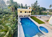 Aerial View of Pool & Open Deck - Hotel Priso Puducherry